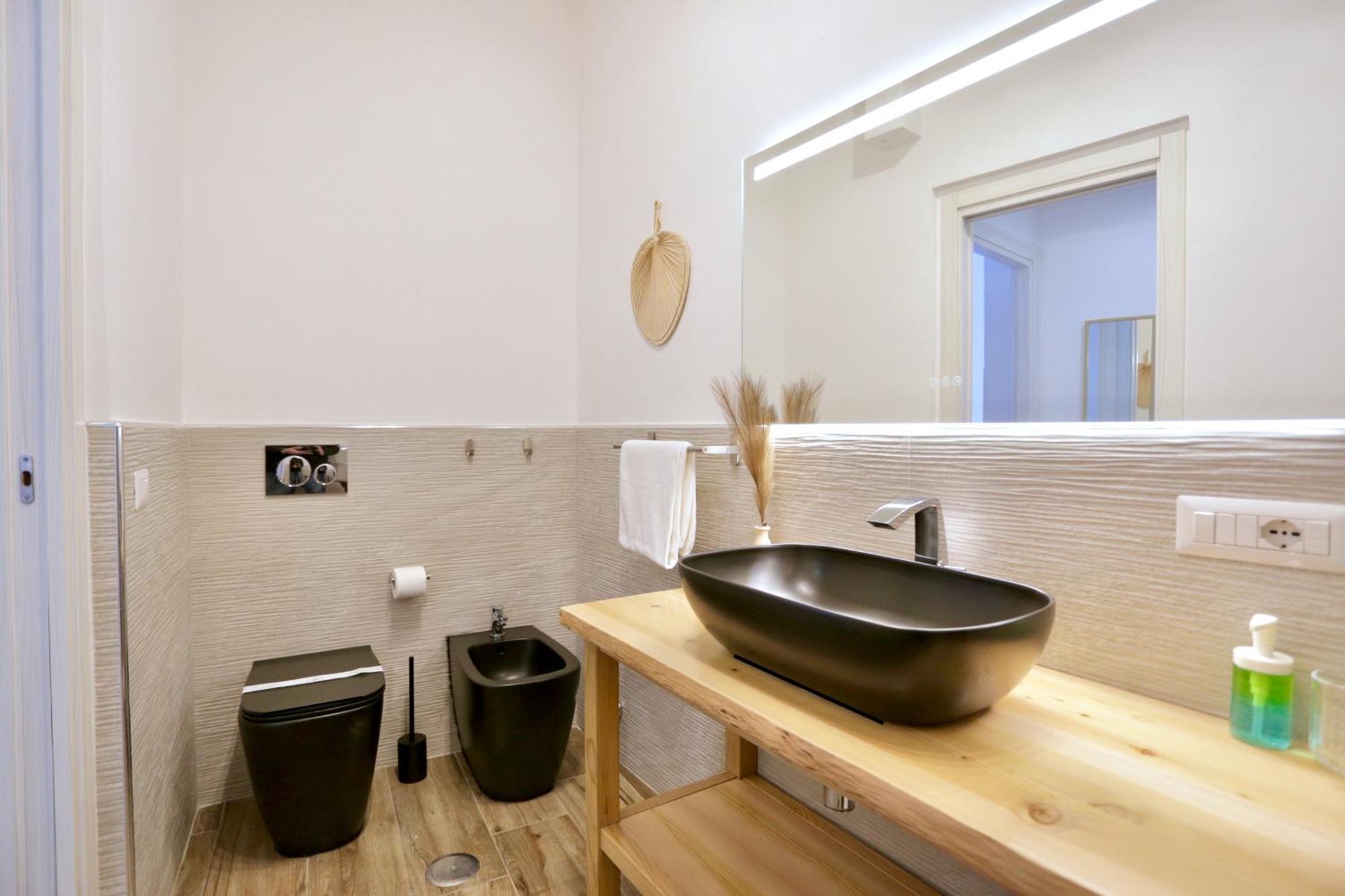 Tiki Tiki House Apartment Roma Bagian luar foto